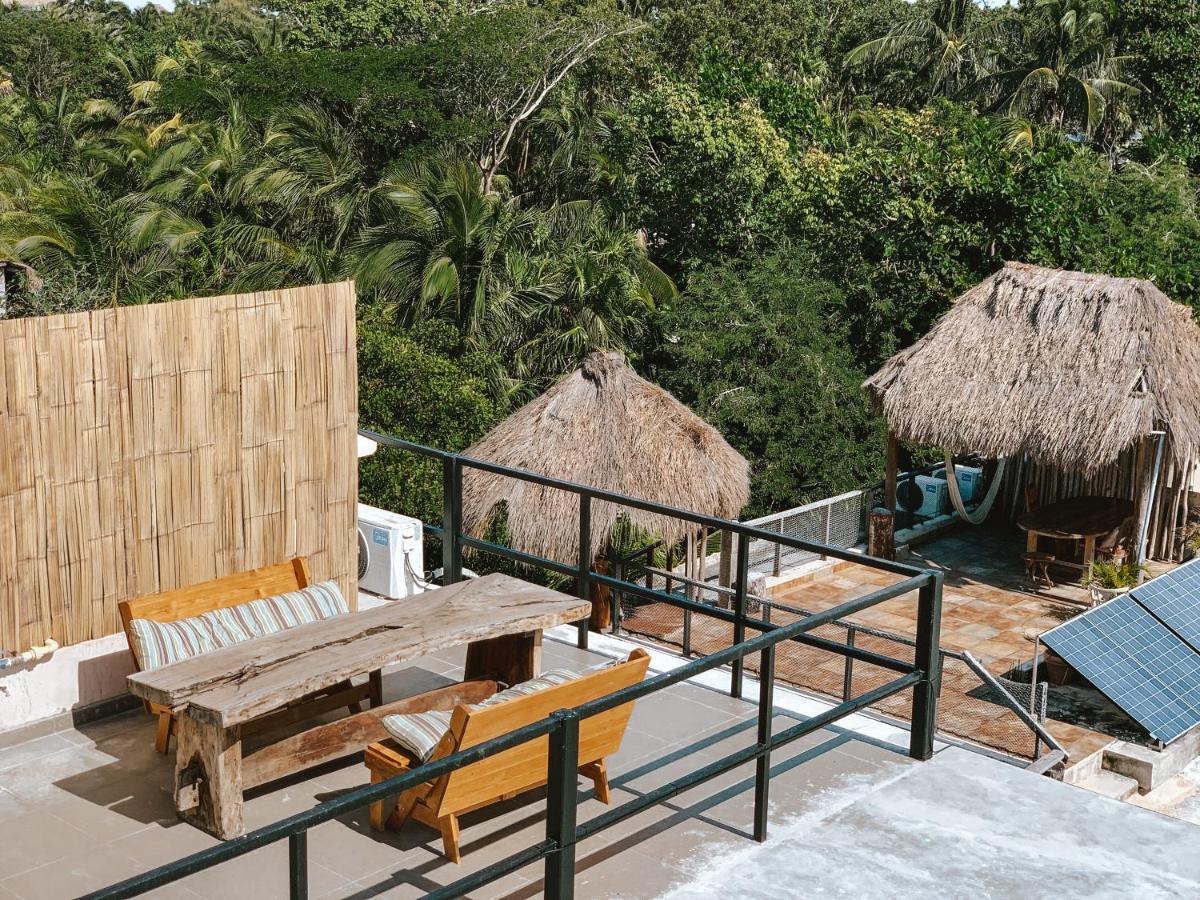Deluxe Queen Room with Jungle View
