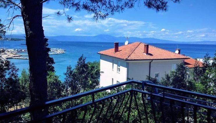 2BR Terrace & Pool