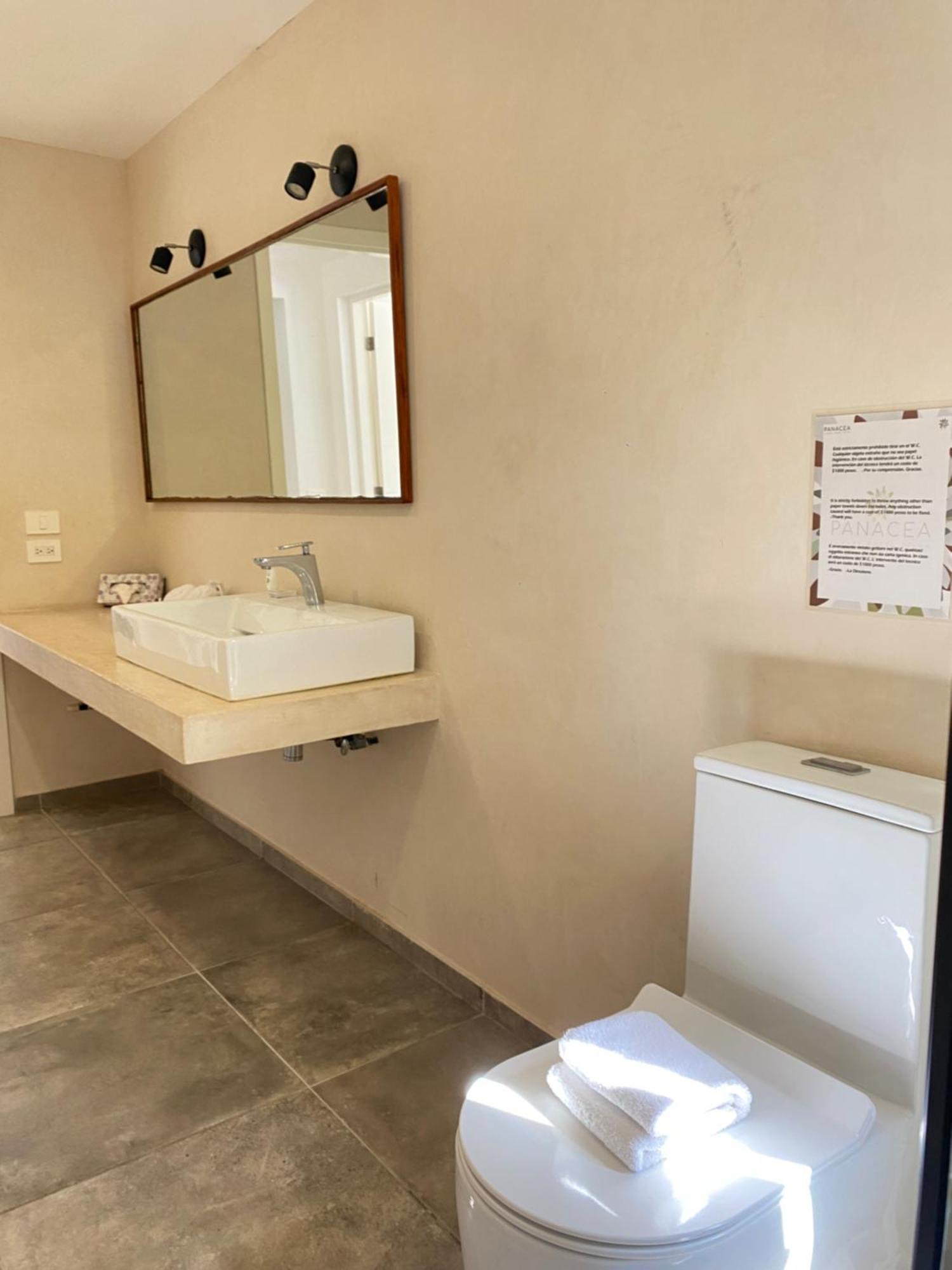 Deluxe Suite,1539045394:JPEG
